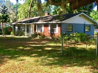 106 N Goins Trl, Seffner, FL 33584