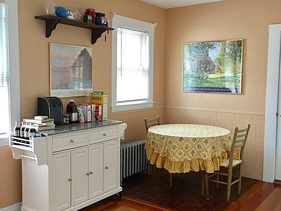 5th image of 198 Stratford St #2