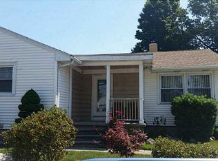 87 Eddy St, Cumberland, RI 02864