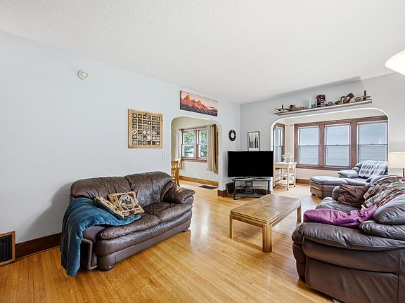 5th image of 1225 3rd St N