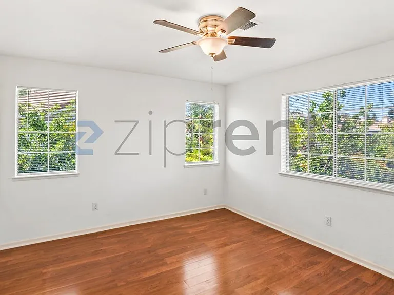 37599 White Cedar Ter — Photo 24