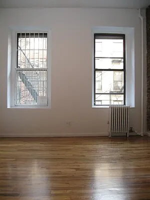 Rented by Tower Brokerage | media 15