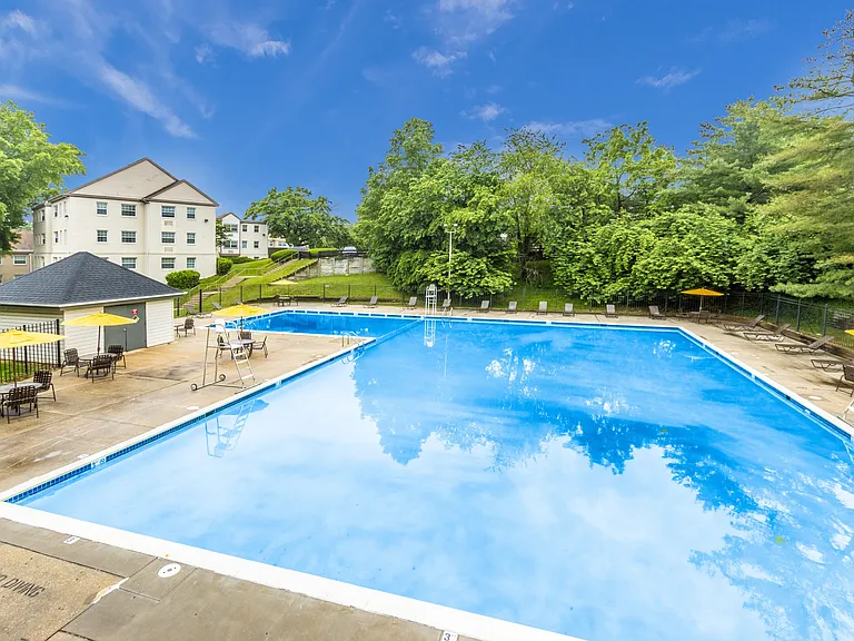 Sparkling Pool | Apartments for rent in Hyattsville, MD | Landmark Apartments