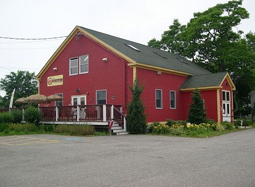 2nd image of 89 Main St