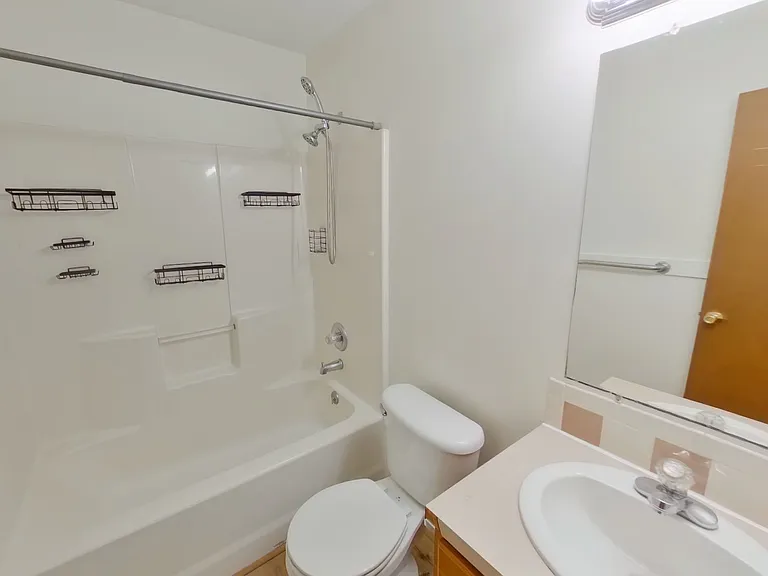 611 S Mount Carmel St — Photo 9