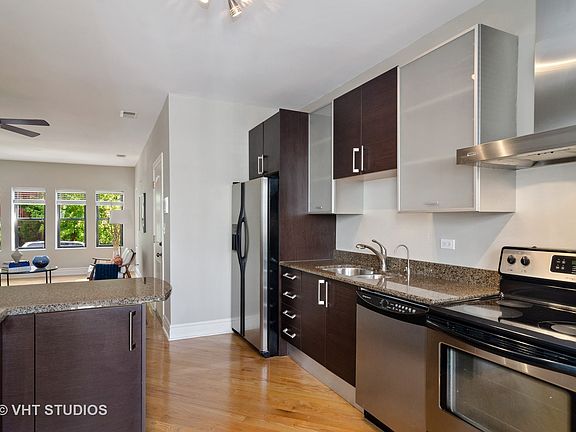 5th image of 4042 W School St #2E