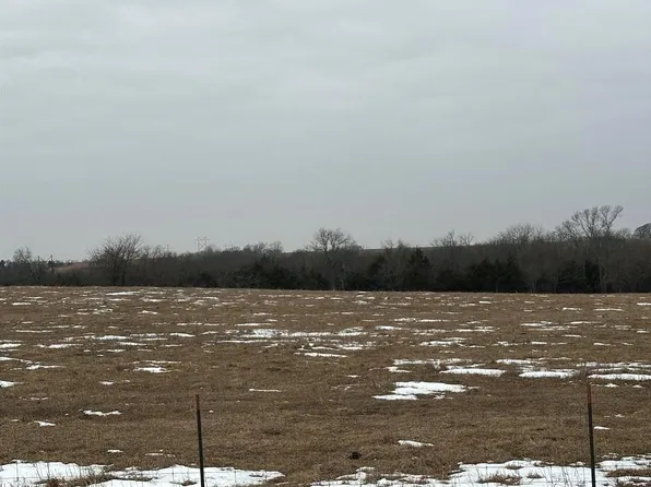 550 East Rd, Overbrook, KS 66524