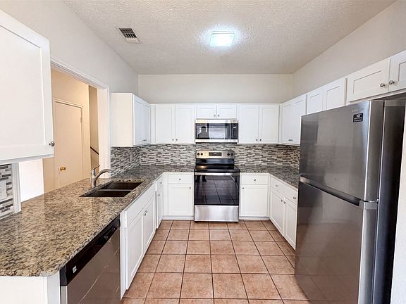 2nd image of 3500 E Park Blvd APT 102