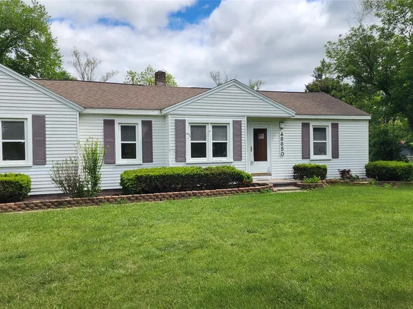 46650 Bemis Rd, Van Buren Township, MI 48111