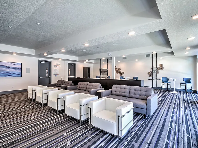 Novi at Jordan Valley Station Apartments — Photo 17