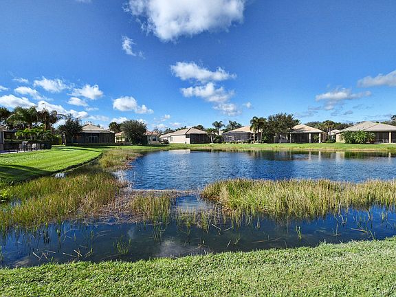 4th image of 10871 Summerville Way