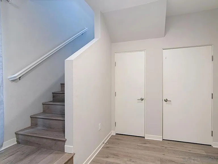 3642 7th Ave — Photo 3