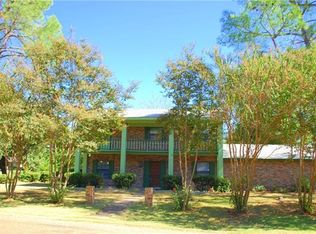 101 McAnally Dr, Mabank, TX 75147