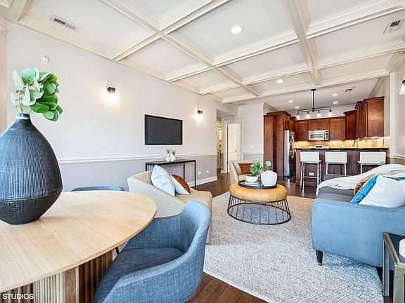 4th image of 1890 N Milwaukee Ave APT 3C