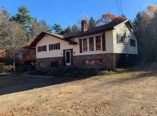 250 Gardner Rd, Hubbardston, MA 01452