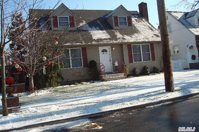 2nd image of 15917 85th St