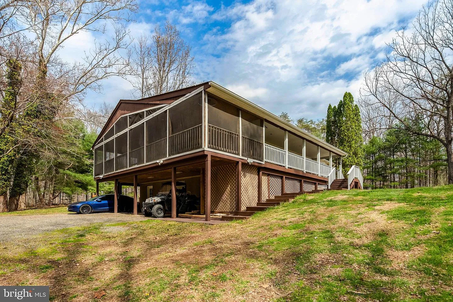 4645 Morgans Bluff Dr photo 1