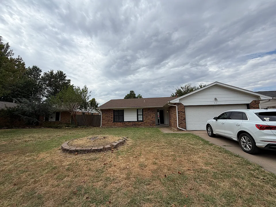 412 Clermont Dr