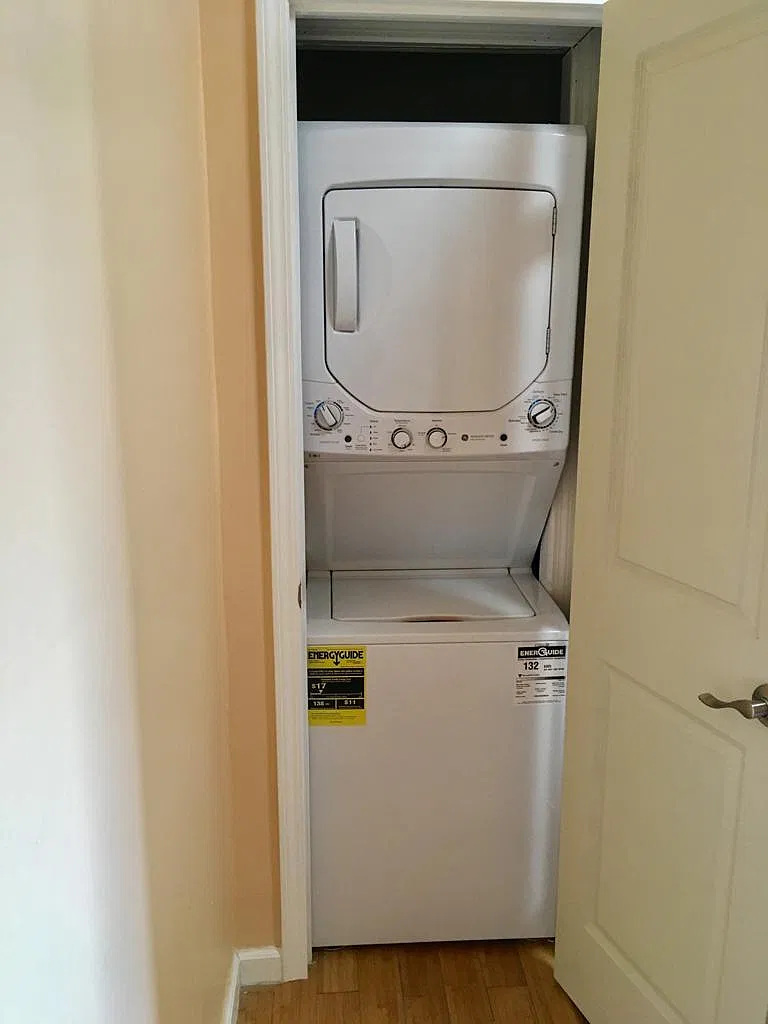 132 1/2 Ripley Pl — Photo 2