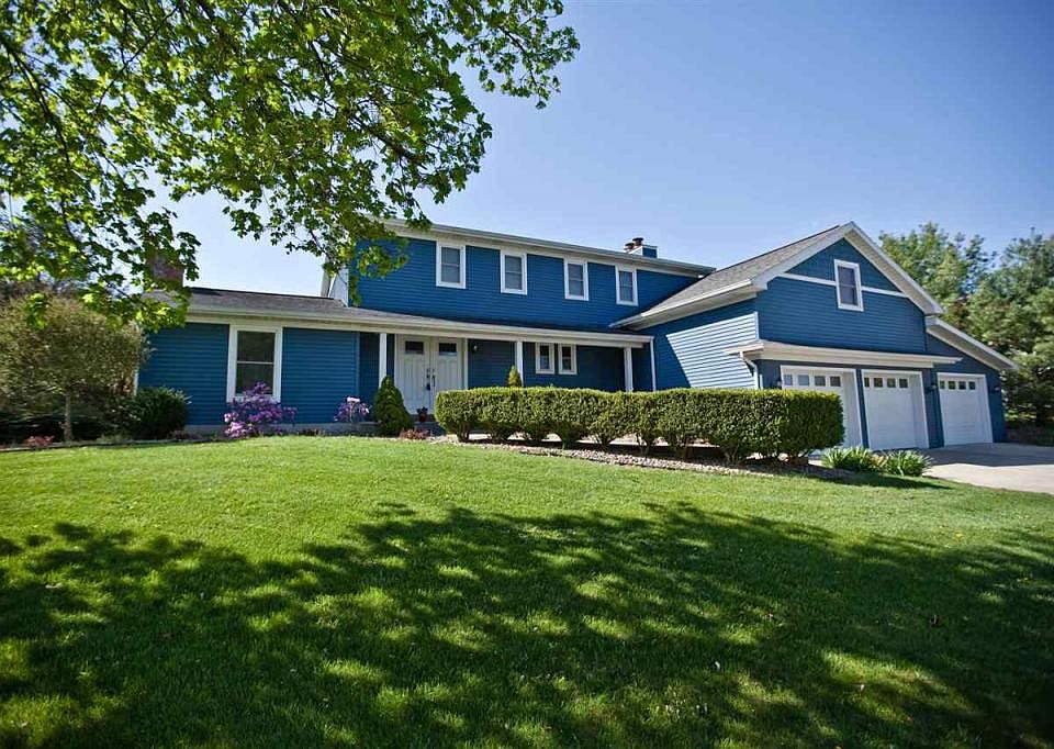 1st image of 5219 Breeze Wood Dr