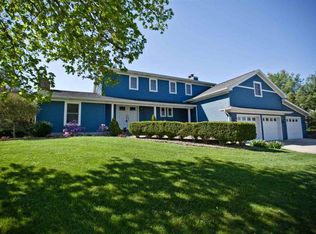 5219 Breeze Wood Dr, Mishawaka, IN