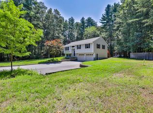 76 Groton Rd, Nashua, NH 03062