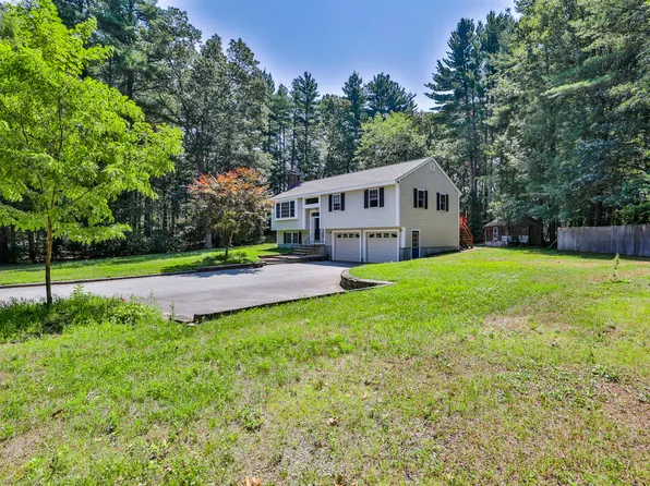 76 Groton Rd, Nashua, NH 03062