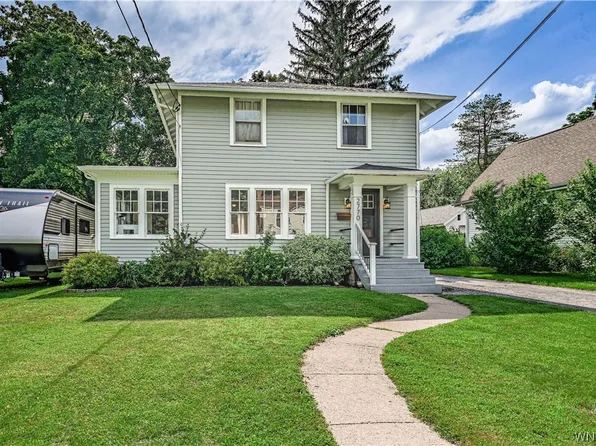 2770 The Hts, Newfane, NY 14108