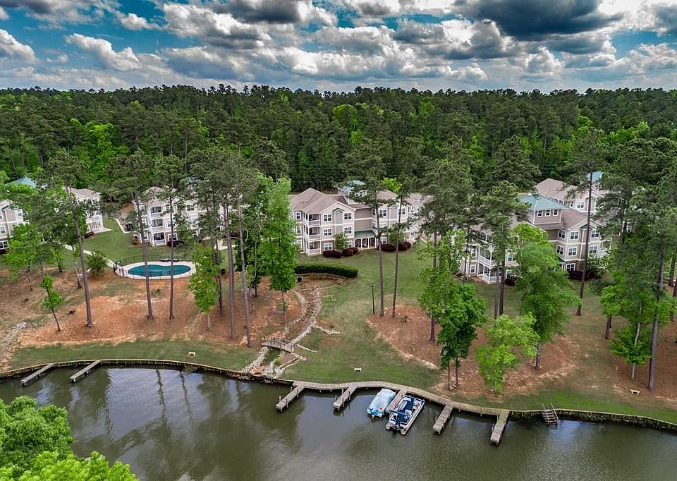 1st image of 222 /a-6 Sheffield Dr