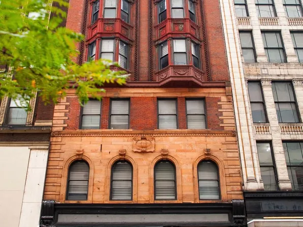 22 W 7th St, Cincinnati, OH