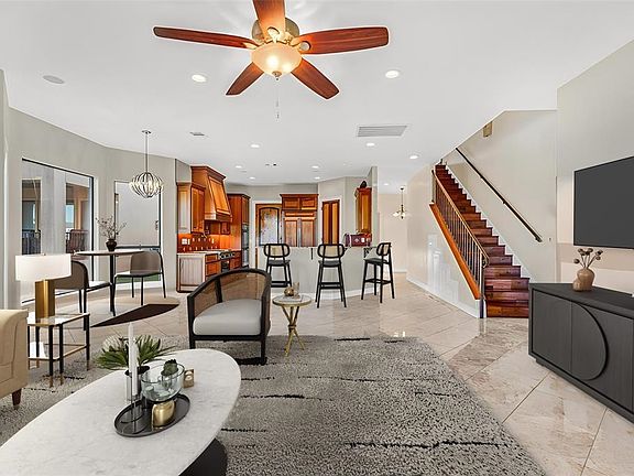 4th image of 410 Cielo Cir Circle