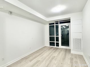 461 Green Rd #802, Hamilton, ON L8E 5W9