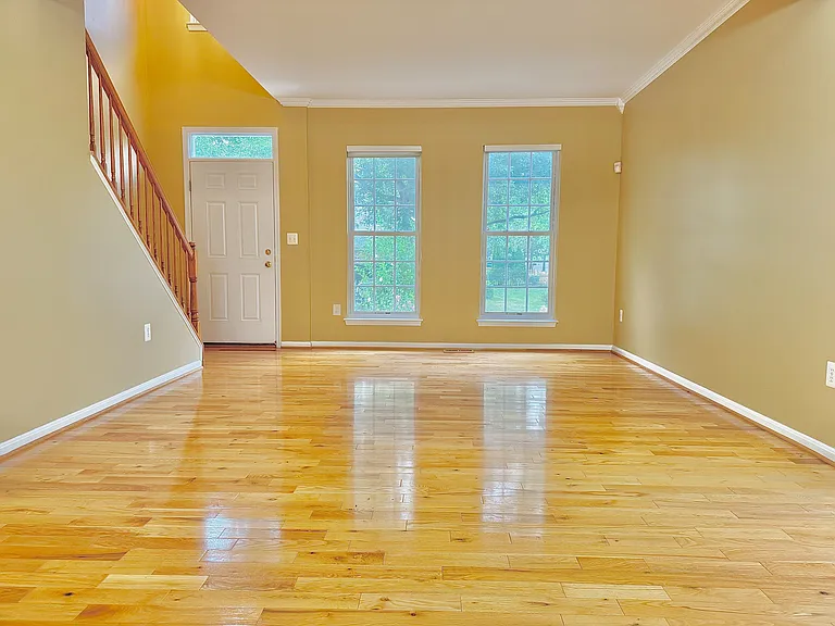 43555 Hyland Hills St — Photo 9