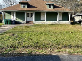 3437 Lawrence St, Moss Point, MS 39563
