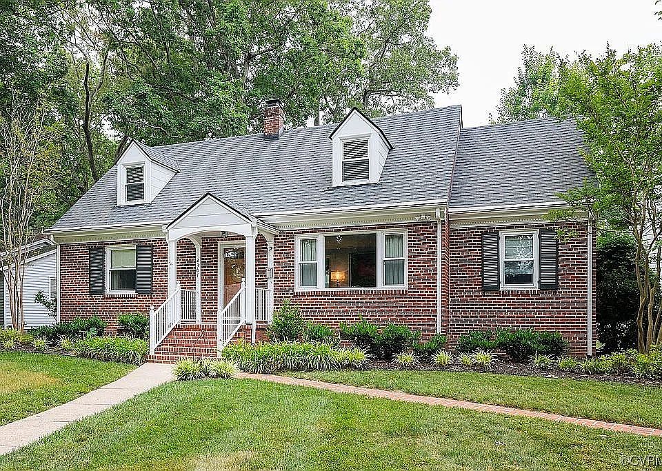 1st image of 2307 N Newton Cir