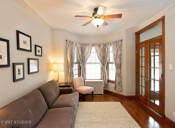 2nd image of 4618 N Claremont Ave
