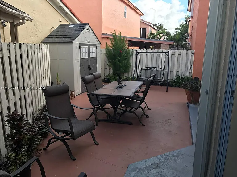 12693 NW 9th Ter — Photo 8