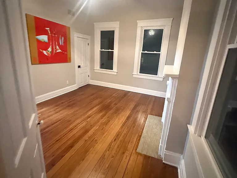 639 Watkins St — Photo 7
