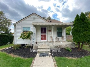 19770 Kingsville St, Harper Woods, MI 48225