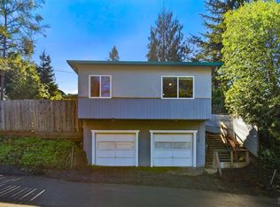 8221 Spring Dr, Forestville, CA 95436