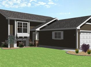 720 Sun Valley St, Brookings, SD 57006