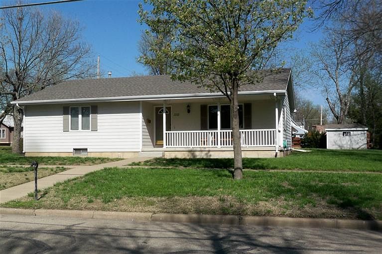 1st image of 1115 N Olive St