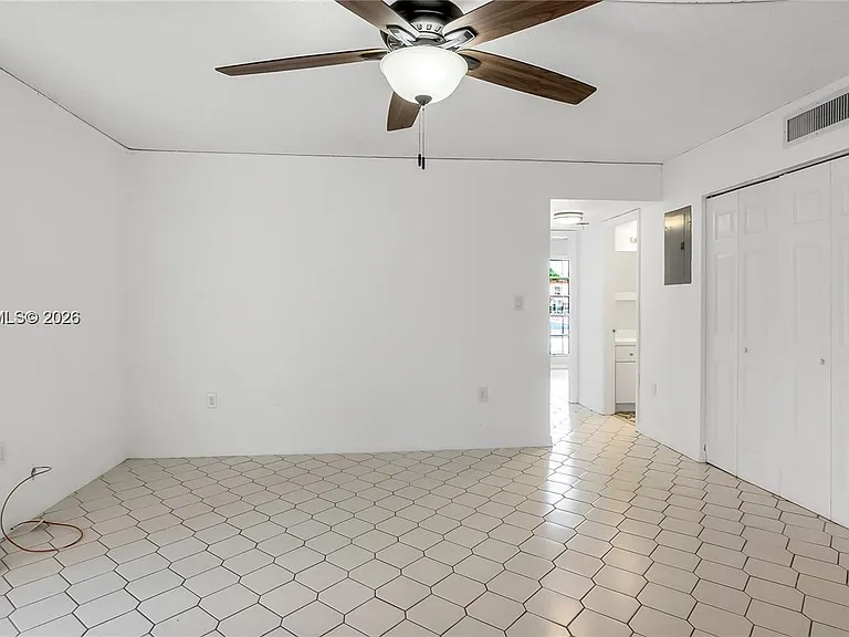 7231 Miami Lakes Dr #C5 — Photo 18