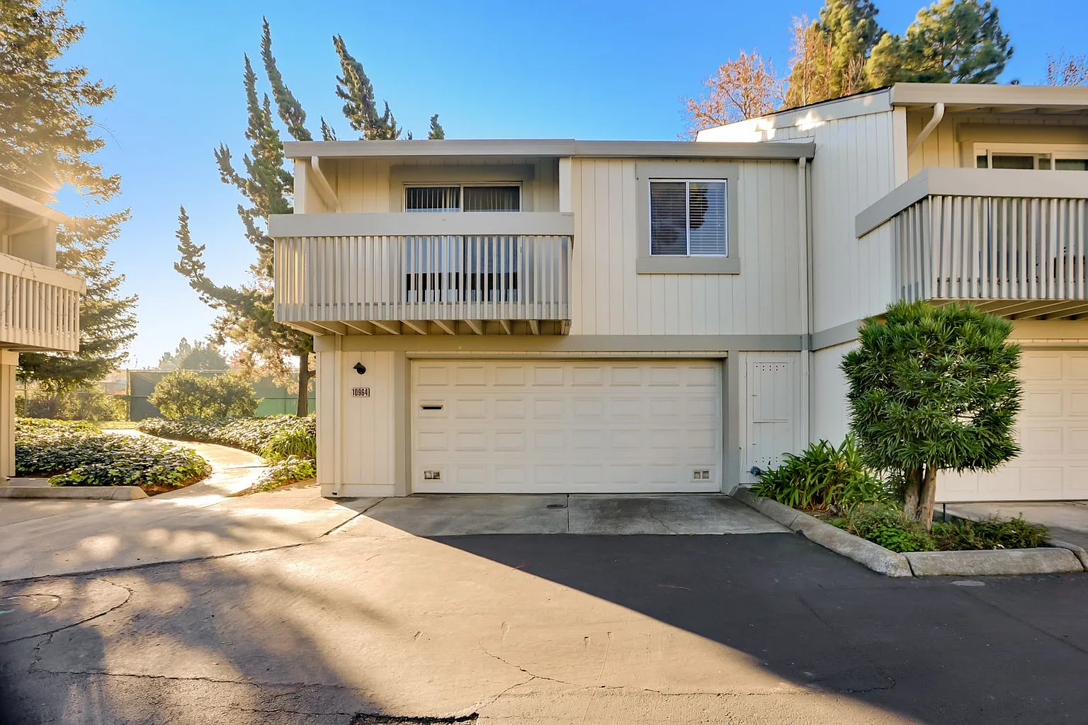 10964 Northseal Sq photo 1