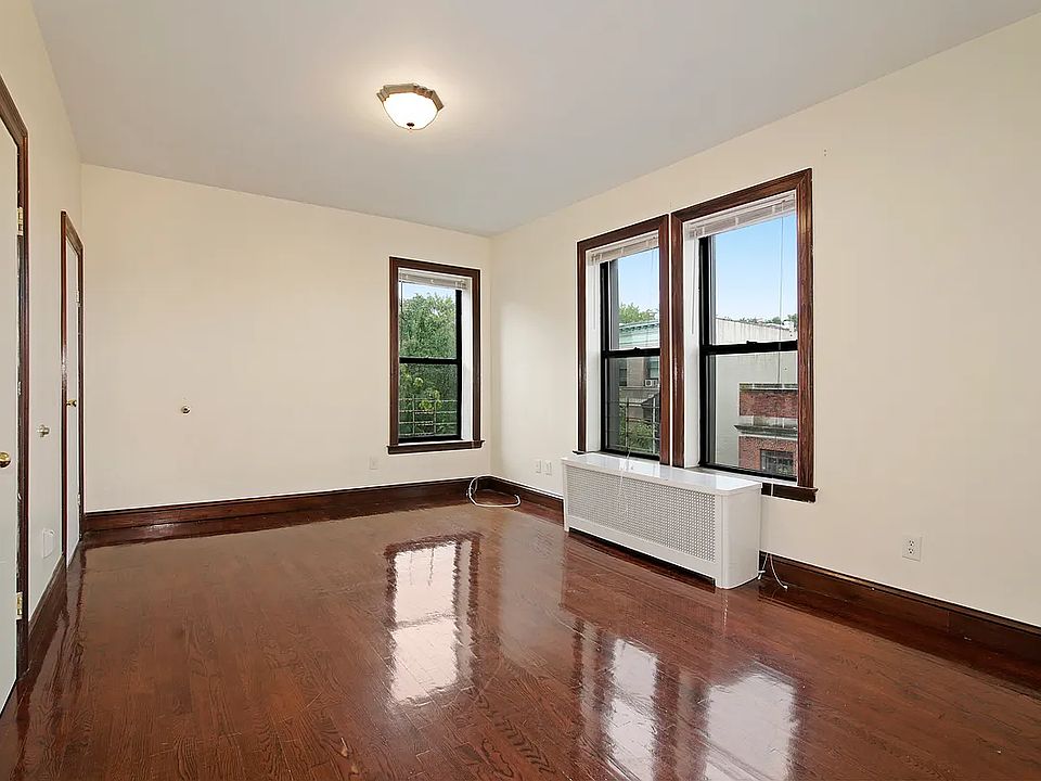 1st image of 125 7th Ave APT 3