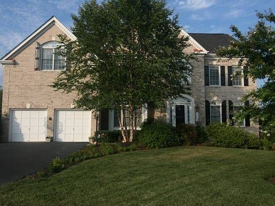 5th image of 8907 Grist Mill Woods Ct