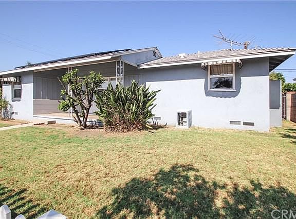 2nd image of 870 N Citrus Ave