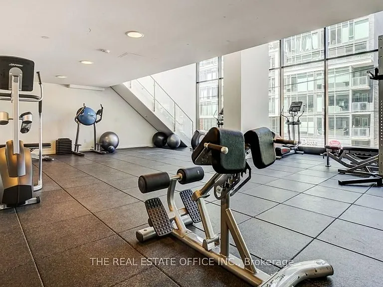 629 King St W #331 — Photo 40