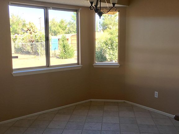 5th image of 10783 Oakwood Ave
