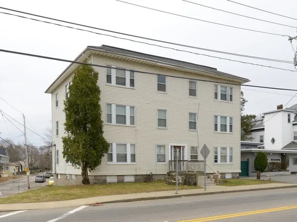 380 Belmont St #2W, Brockton, MA 02301